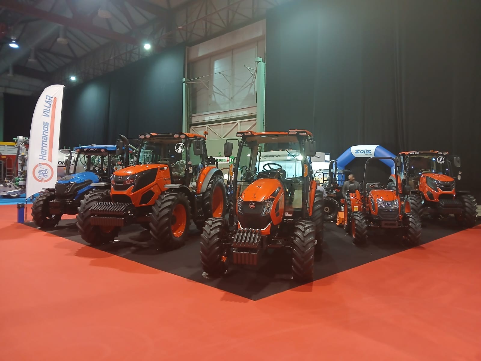 CIMAG 2025: LAS MEJORES UNIDADES DE LOS TRACTORES SOLIS Y KIOTI EN EL STAND DE HNOS VILLAR SA